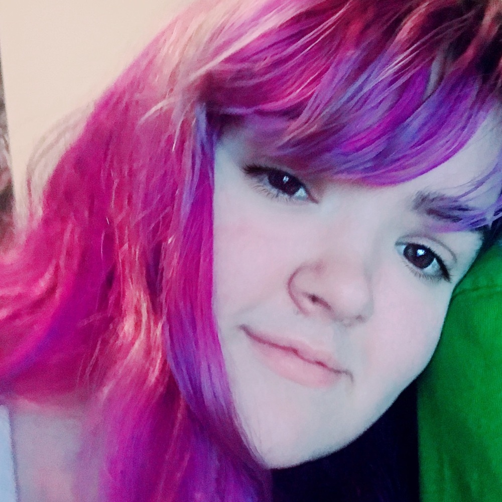 Meet your Posher, Angelisa